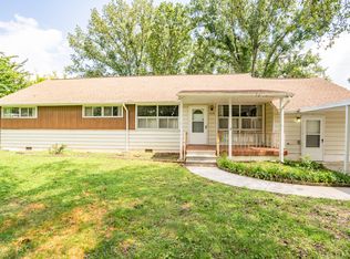 5518 Belaire Dr, Chattanooga, TN 37411