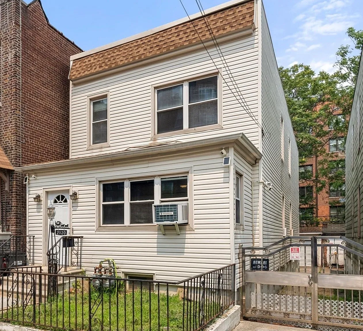 2020 Continental Ave — Photo 2