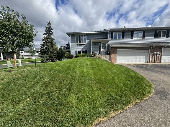 3rd image of 14778 Endicott Way