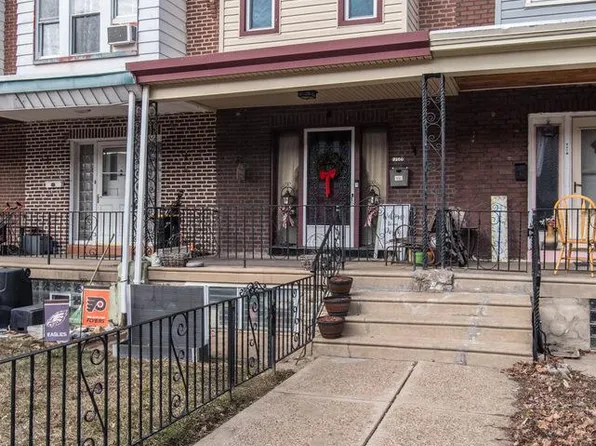 7168 Montague St, Philadelphia, PA 19135