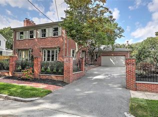 14 Loring Ave, Providence, RI 02906