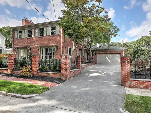 14 Loring Ave, Providence, RI 02906