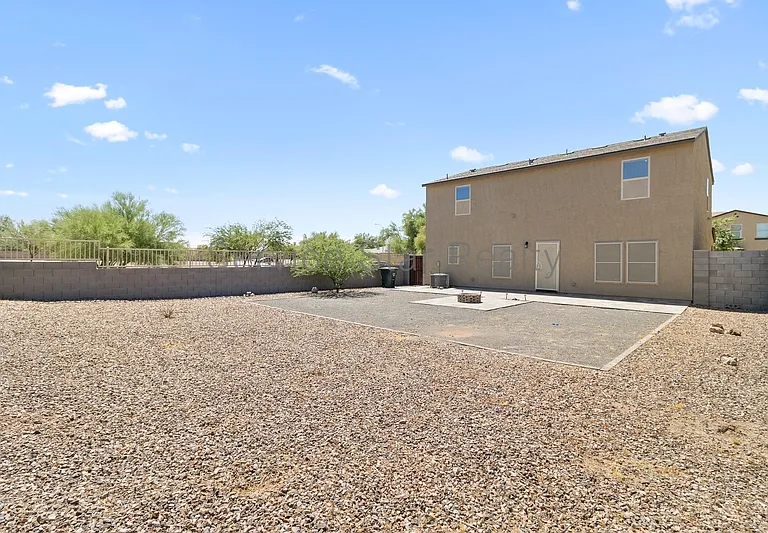 214 W Watson Ct — Photo 27
