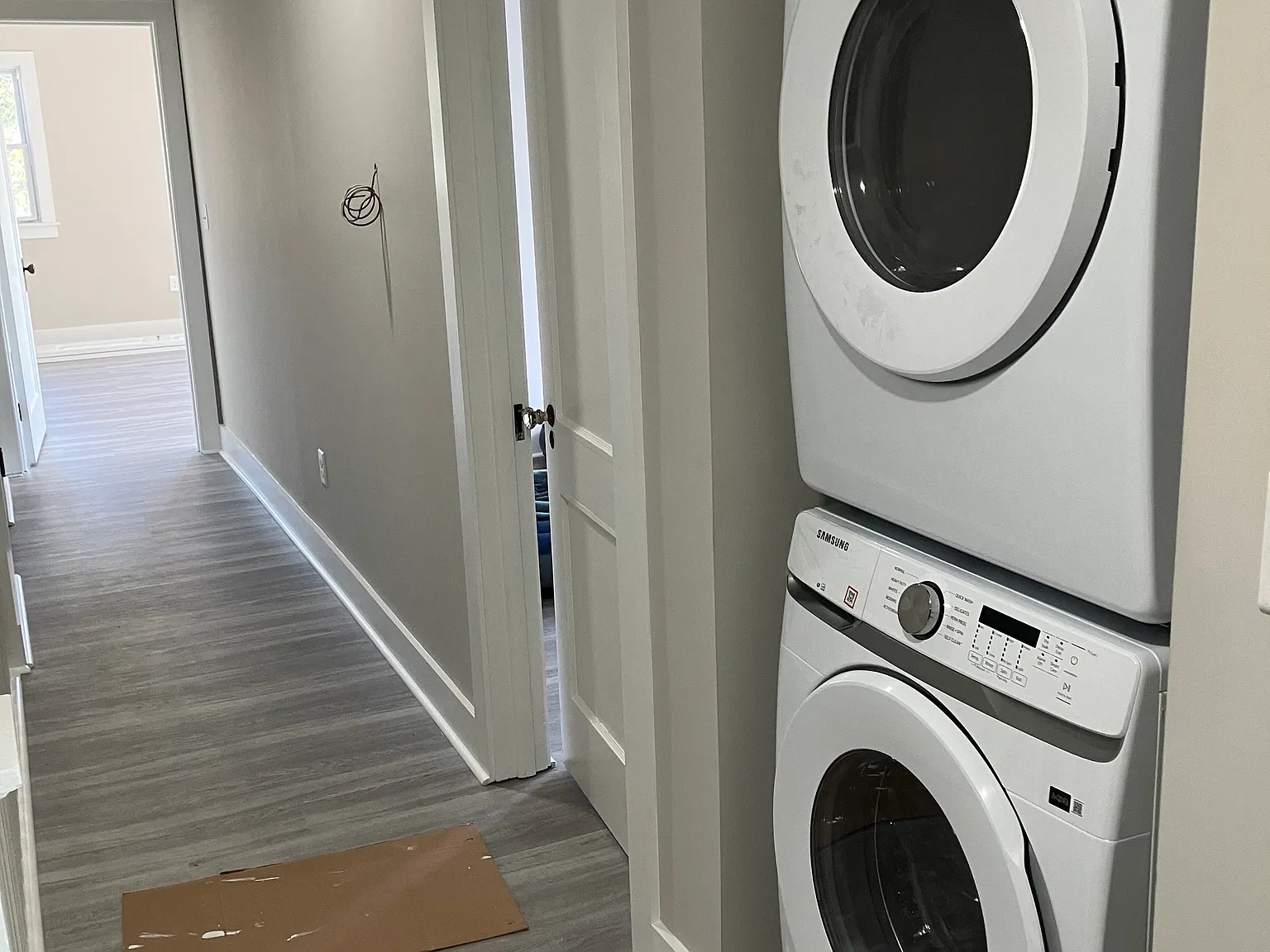 2 bed, 1000 sqft, $1,600 — Photo 4