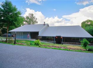 12 Bracebridge Rd, Rogers, AR 72756