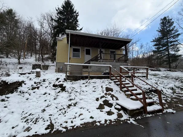 2236 Highland Avenue, Wheeling, WV 26003