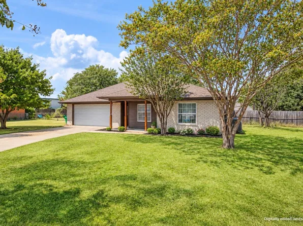 625 Linda Ct, Joshua, TX 76058