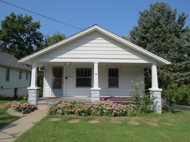 1st image of 1924 S 16th St