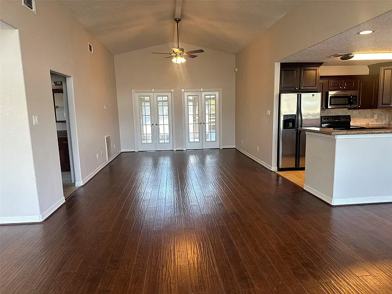 20527 Rio Villa Dr — Photo 9