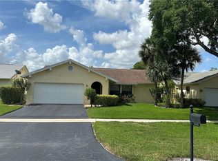 10598 180th Pl S, Boca Raton, FL 33498