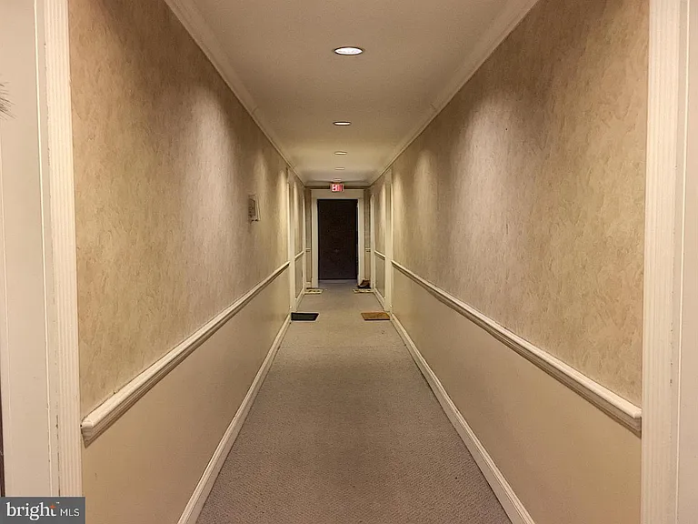 610 Madison St #205 — Photo 11