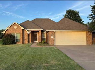 2307 Mount Vernon Rd, Enid, OK 73703