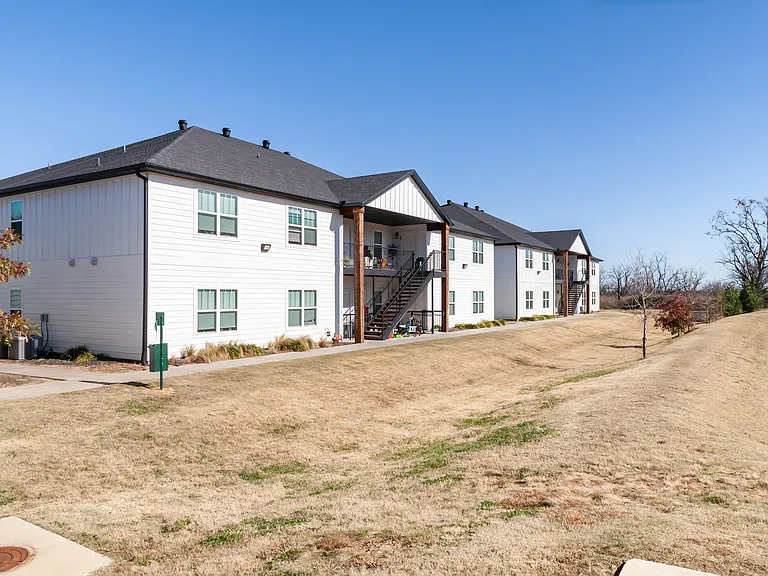 The Aviator Apartments — Photo 76