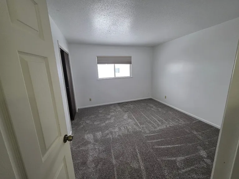 342 E Park Ave — Photo 22