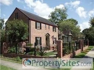1650 Cortlandt St, Houston, TX 77008