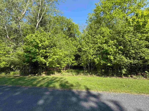 Ledgetop Dr, Greenleaf, WI 54126