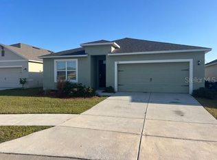 357 Summershore Dr, Auburndale, FL 33823