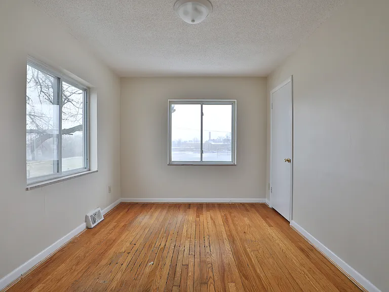 460 E Norwich Ave #A — Photo 20