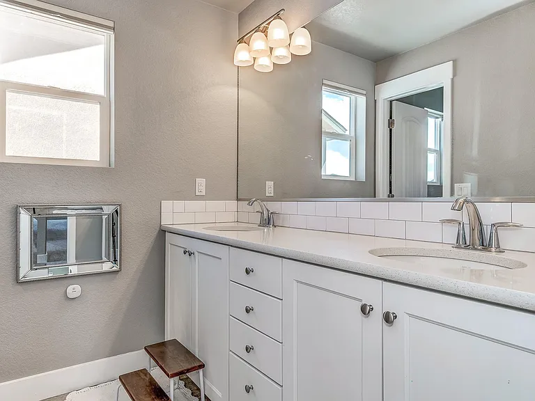 2372 Pelican Bay Dr — Photo 18