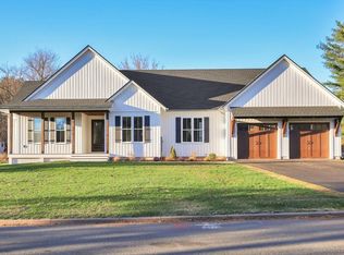 31 Joyce Ln, Manchester, CT 06040