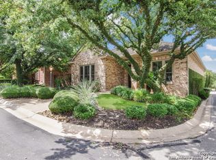 10 Rugby Ln, San Antonio, TX 78257