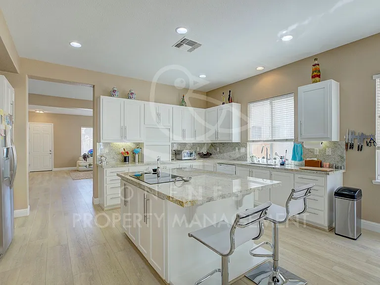 1424 Alder Creek Ct — Photo 13