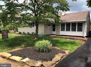 15 Rose Ave, Maple Shade, NJ 08052