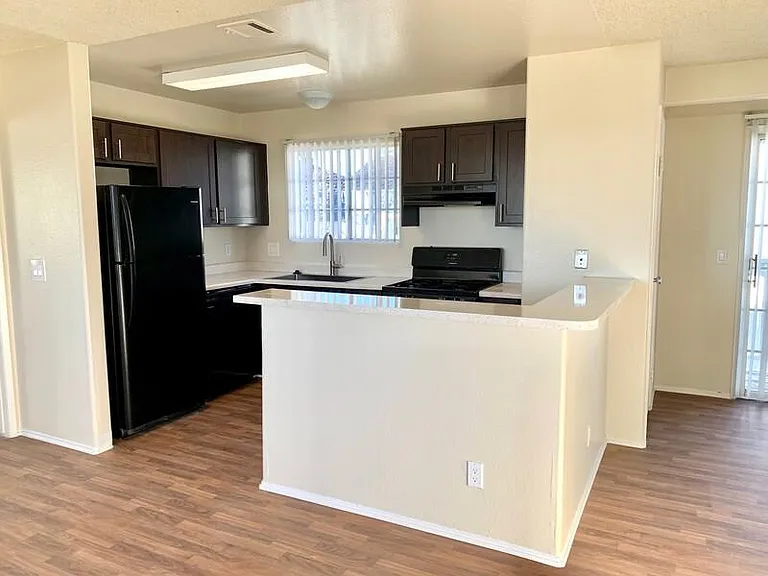 The Cape Apartments — Photo 19