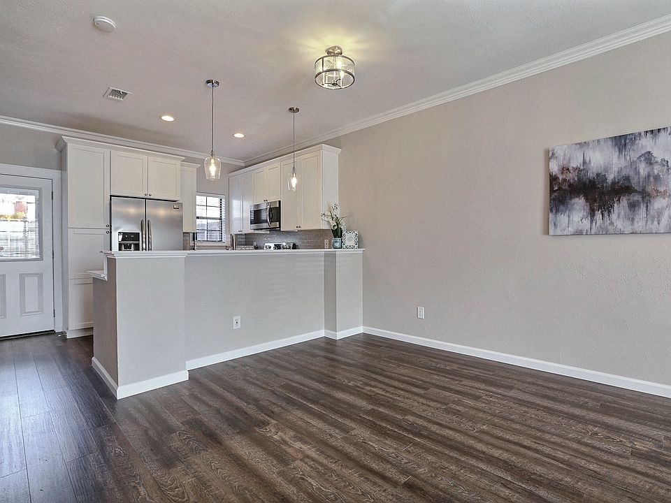 1st image of 216 Samuel Blvd #J6