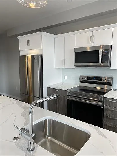 4649 Umbria St #308 — Photo 9
