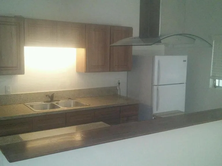 328 Wall St — Photo 4