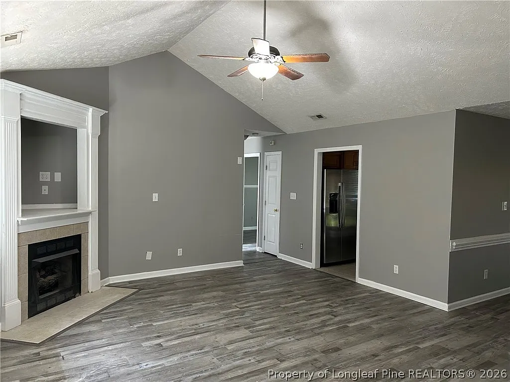 3 bed, 2.0 bath, 1650 sqft, $1,850 — Photo 2