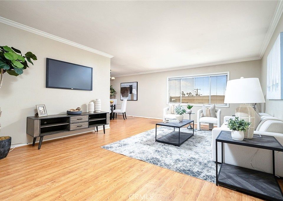 1st image of 1810 Ramona Ave APT 36