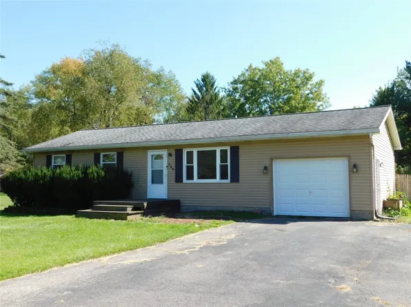709 Pineview Dr, Edinboro, PA 16412