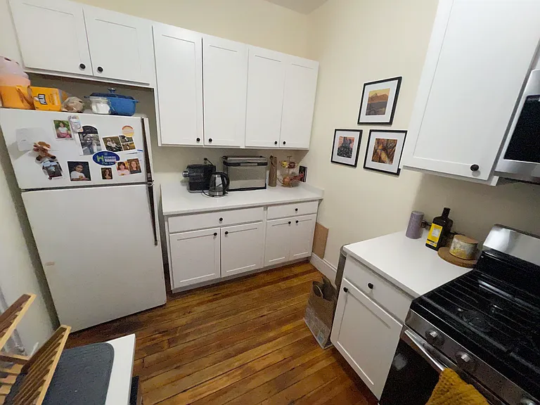 84 Gordon St — Photo 9