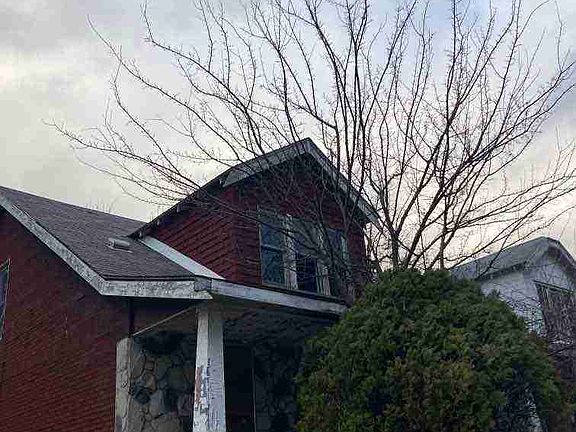 8801 Woodlawn