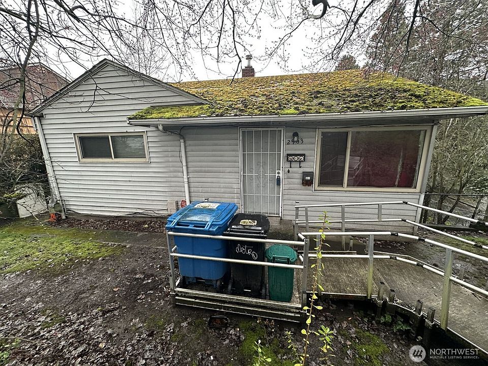 1st image of 2903 E Union Street