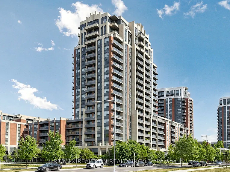18 Uptown Dr #102 — Photo 4