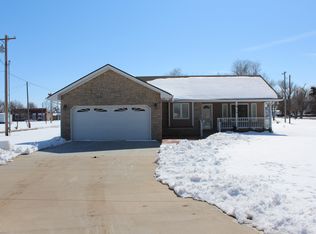 15 W 2nd Ave, Plevna, KS 67568