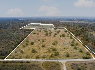 2124 Bugtussle Ln, Luling, TX 78648