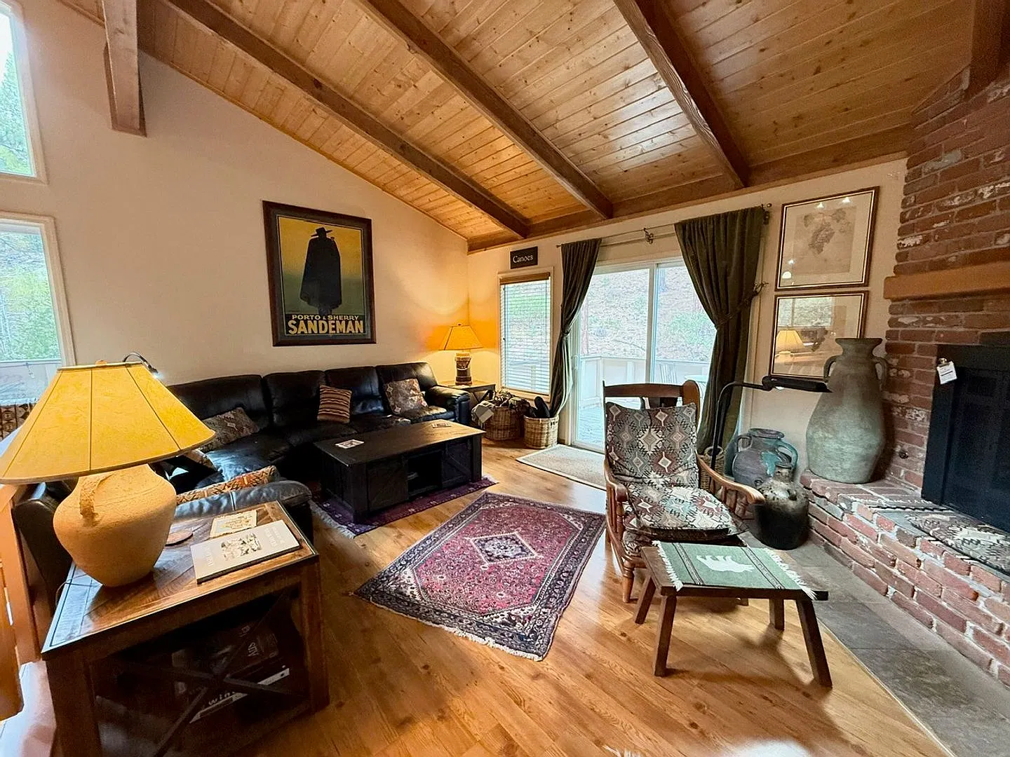 Furnished 3-bedroom condo in Mt.Shadows — Photo 4