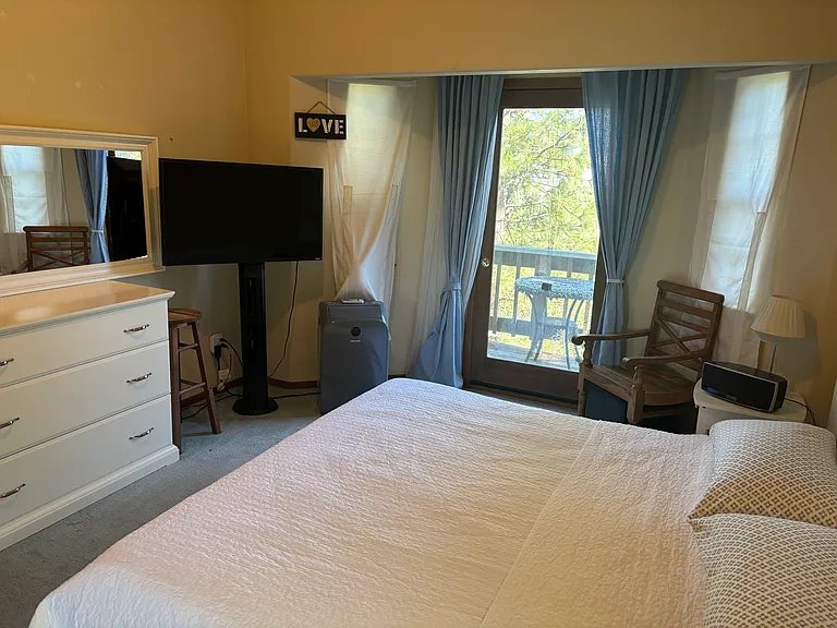1102 Jungfrau Dr — Photo 12