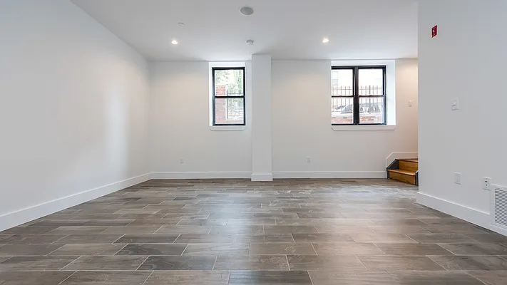 Rented by Nooklyn NYC LLC | media 16
