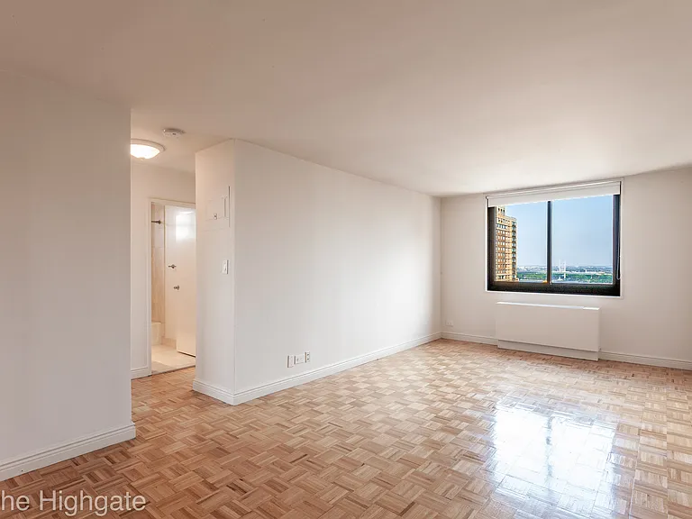 182 E 95th St #26H — Photo 7