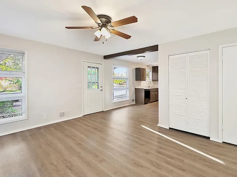 6020 N East Park View St — Photo 10