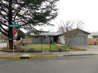 1220 SW Aberdeen Way, Grants Pass, OR 97526