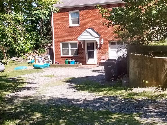 2nd image of 5722 N Kings Hwy