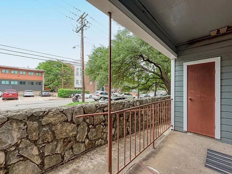 2901 San Jacinto Blvd #107 — Photo 10