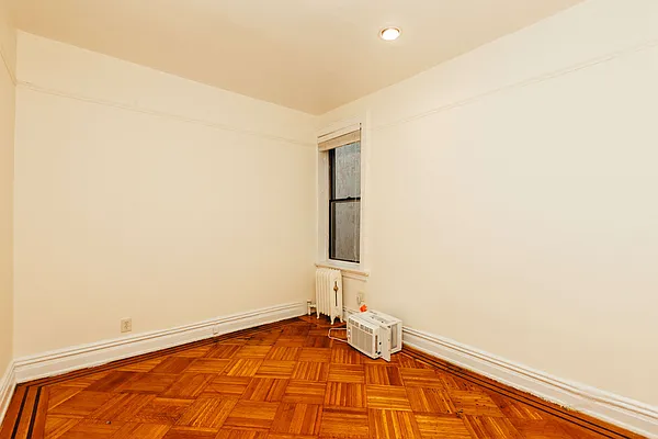Rented by Nooklyn NYC LLC | media 27