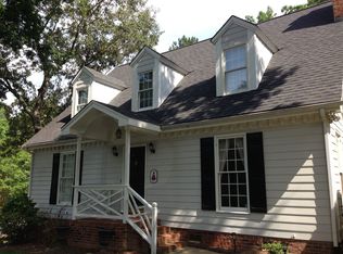 7501 Chippenham Ct, Raleigh, NC 27613